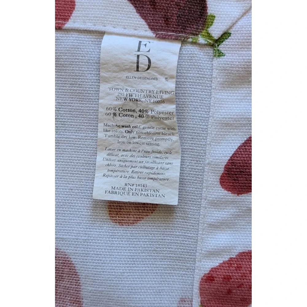 Strawberry Fruit Print Fabric Napkins 19
